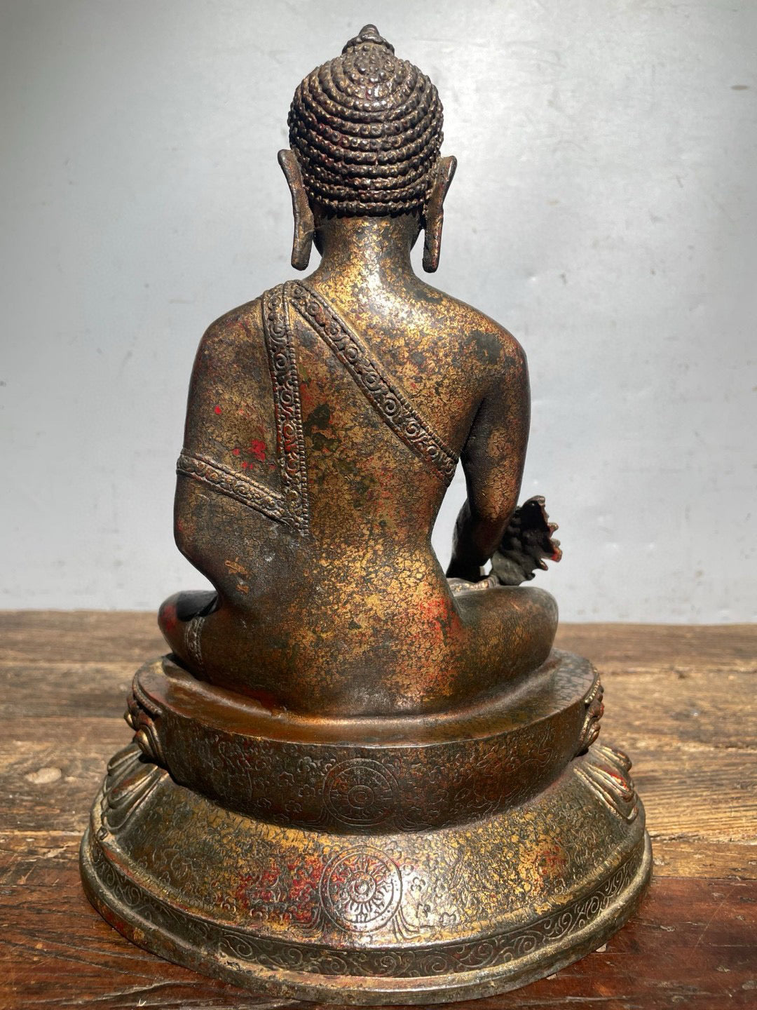 Chinese antique pure copper statue of Shakyamuni Buddha