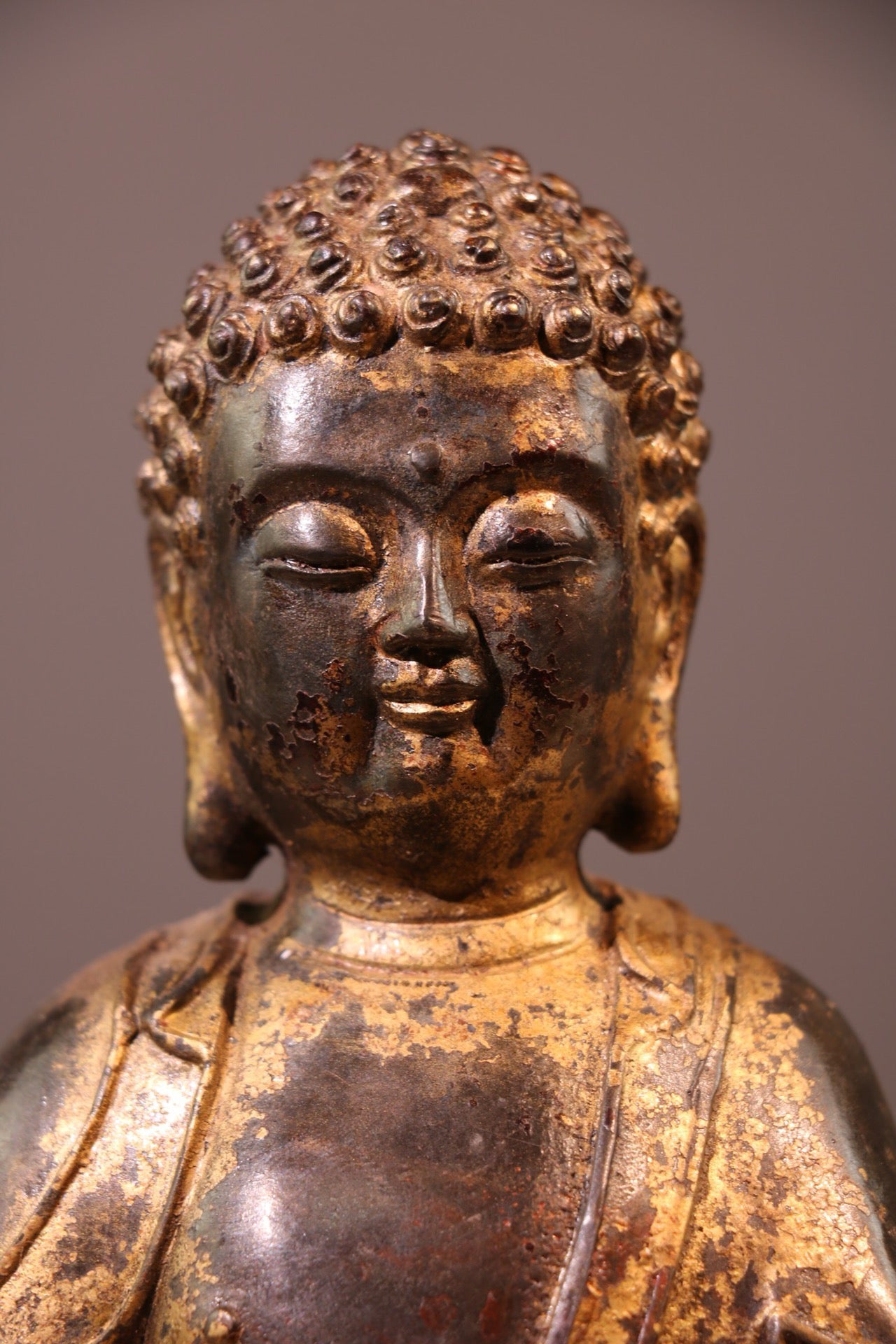 Chinese antique pure copper statue of Shakyamuni Buddha