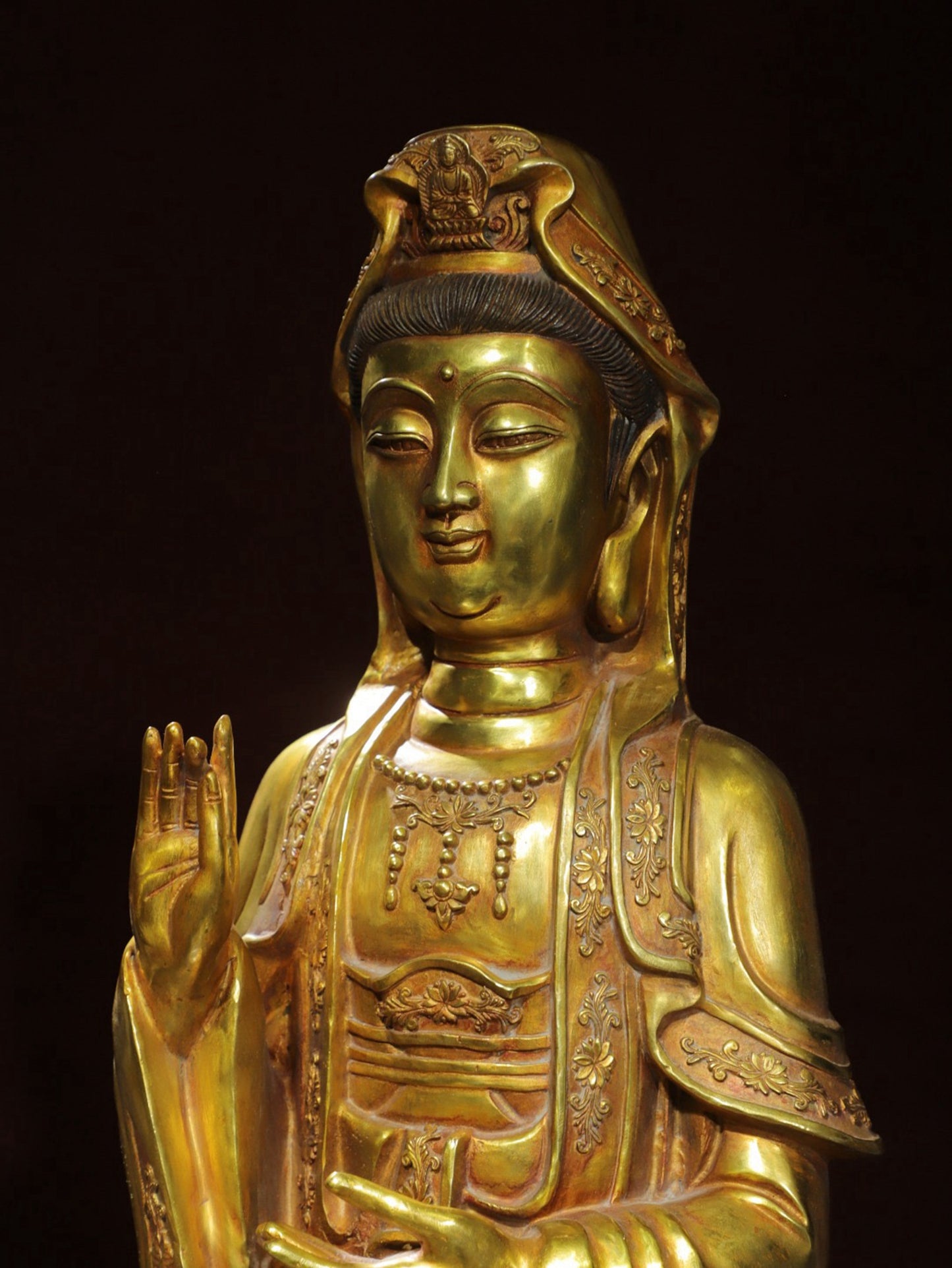Bronze gilded statue of Guanyin Bodhisattva