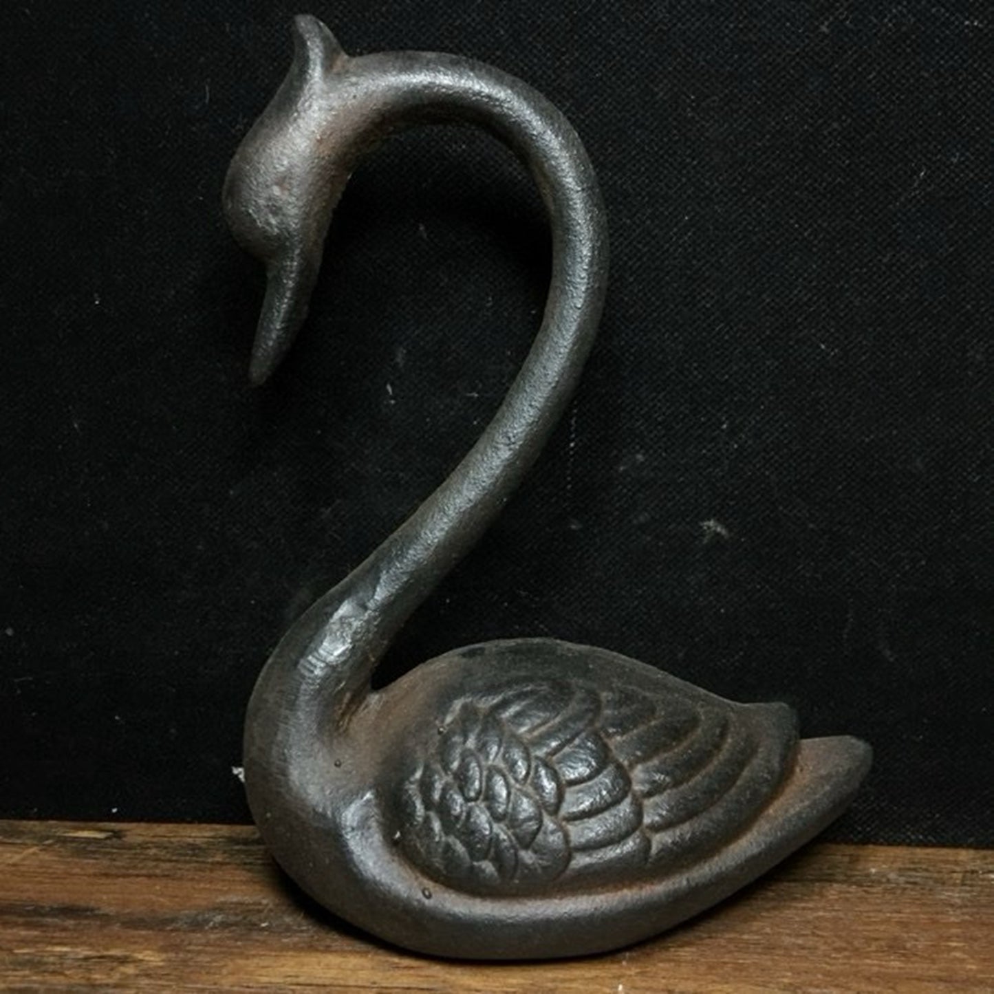 Pure iron swan ornament