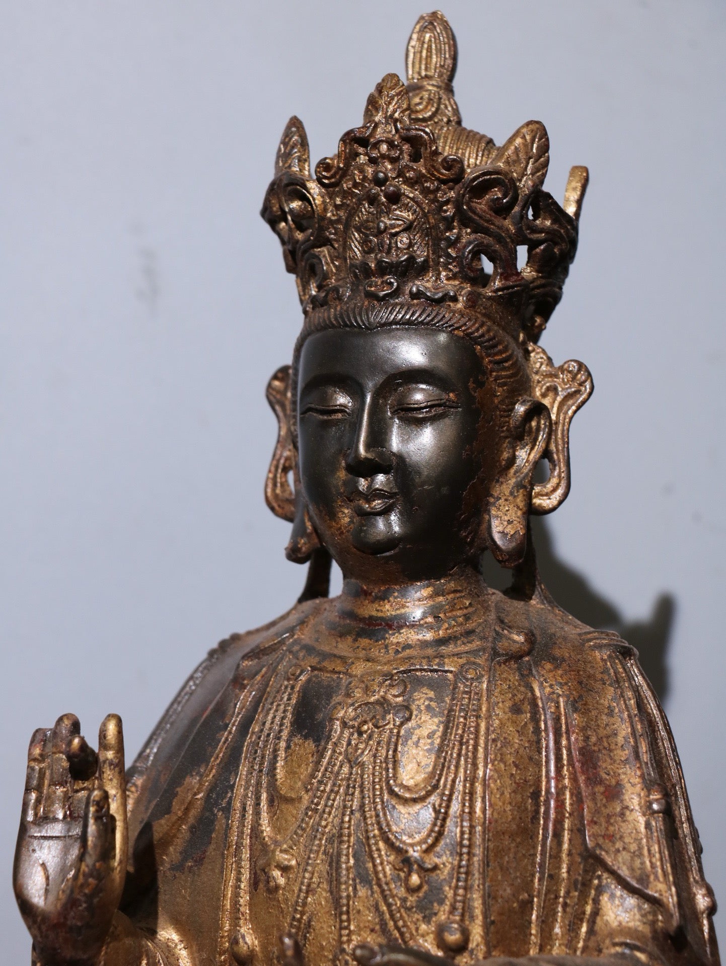 Chinese antique pure copper statue of Guanyin Bodhisattva