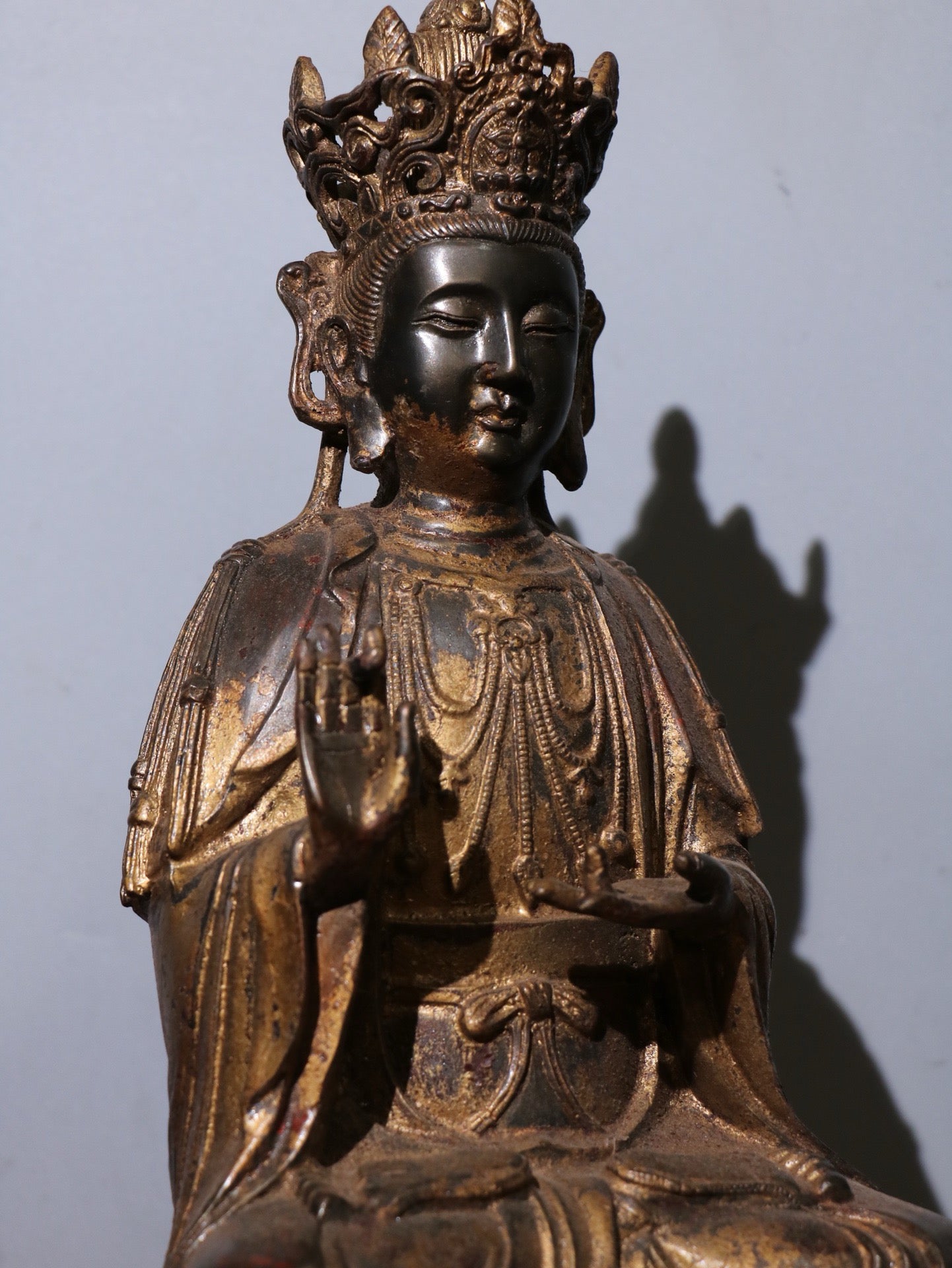 Chinese antique pure copper statue of Guanyin Bodhisattva