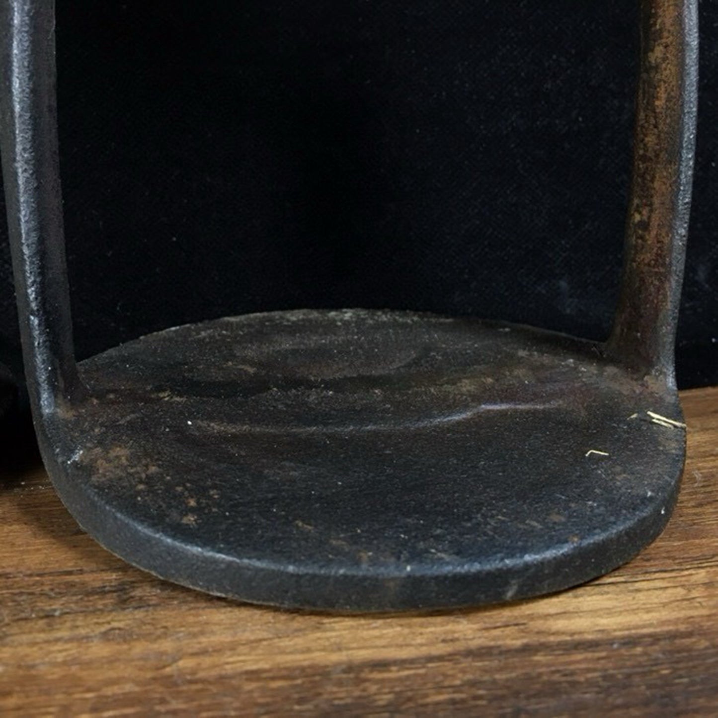 Pure iron stirrups