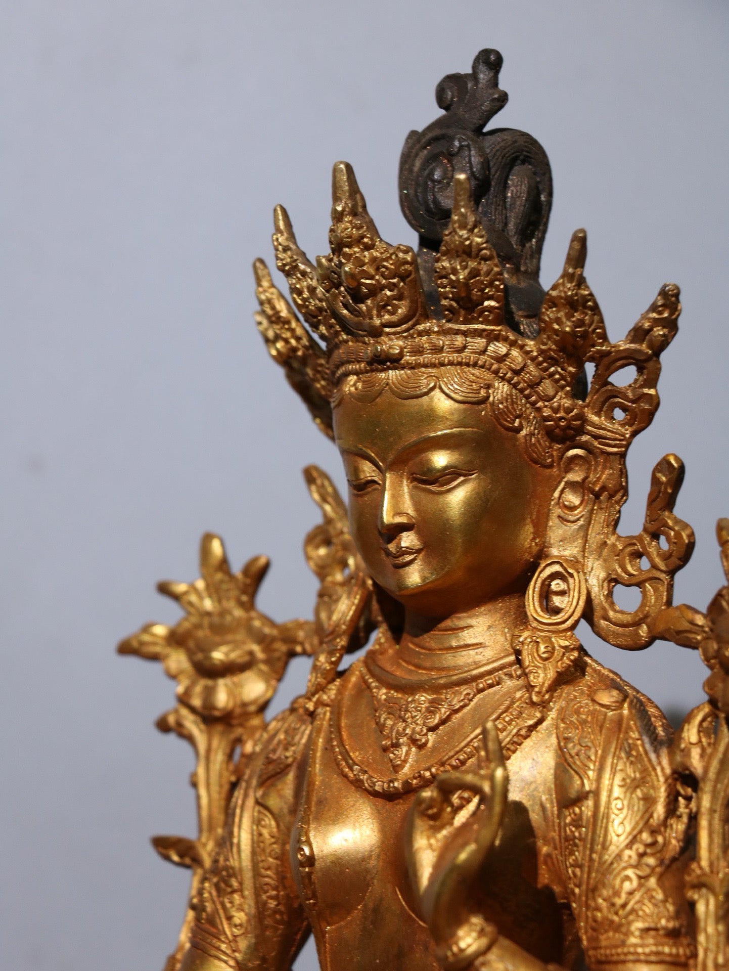 Chinese antique pure copper statue of Guanyin Bodhisattva