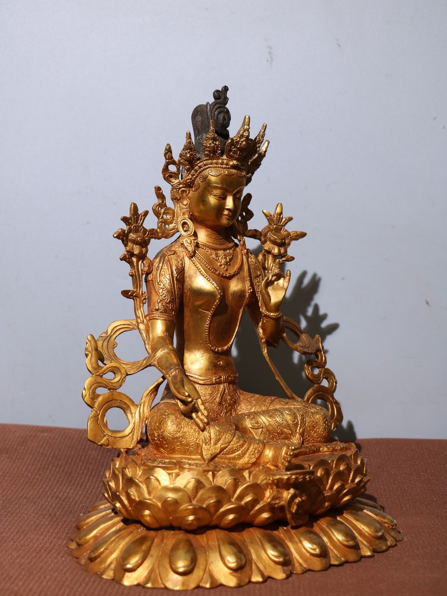Chinese antique pure copper statue of Guanyin Bodhisattva