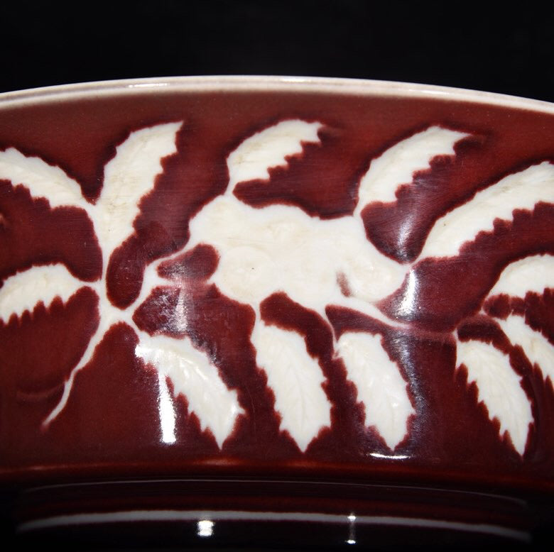 Red Dew White Folded Branch Flower Pattern Folded Waist Bowl