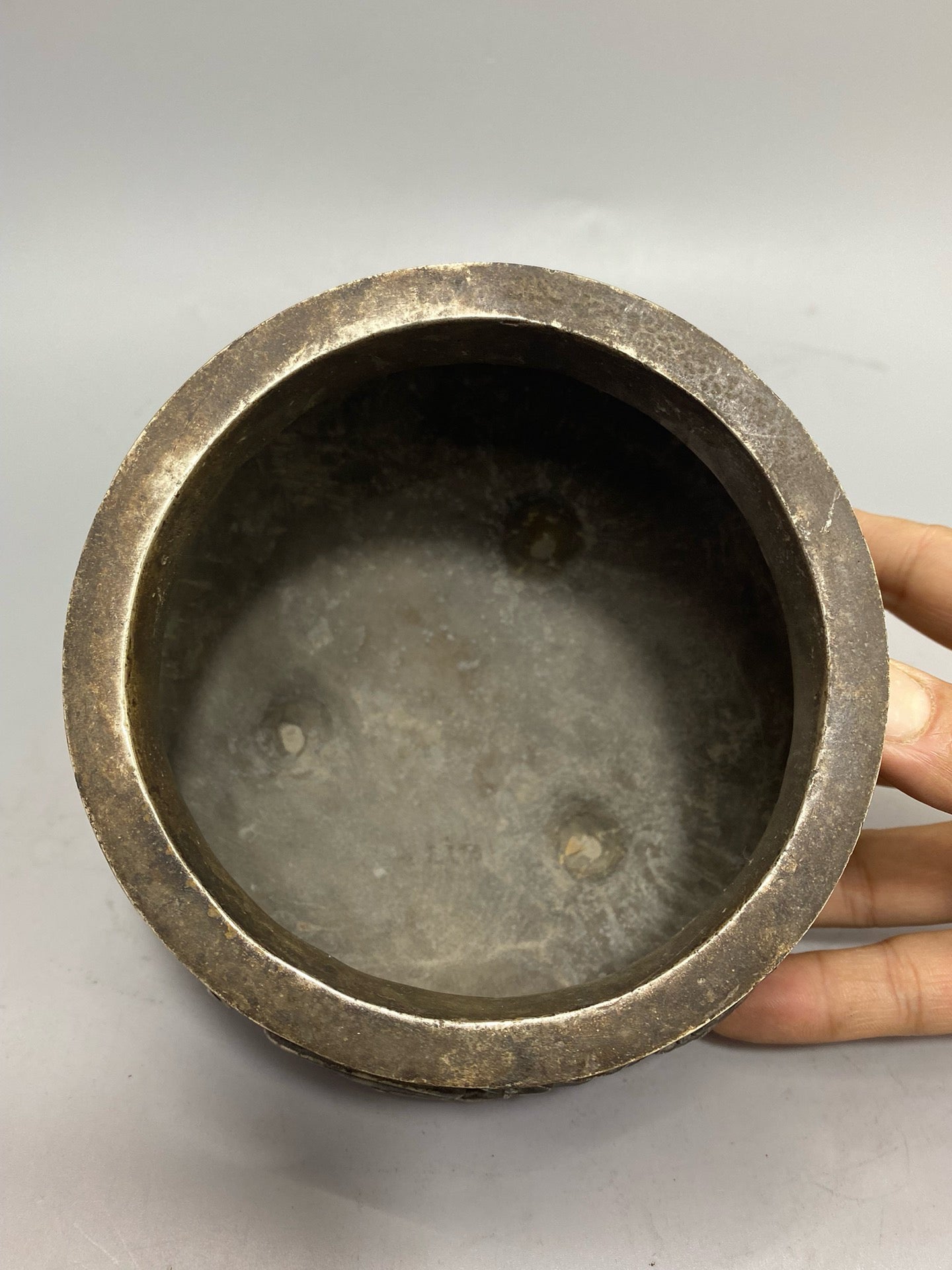 Chinese antique pure copper gilded silver auspicious cloud longevity furnace