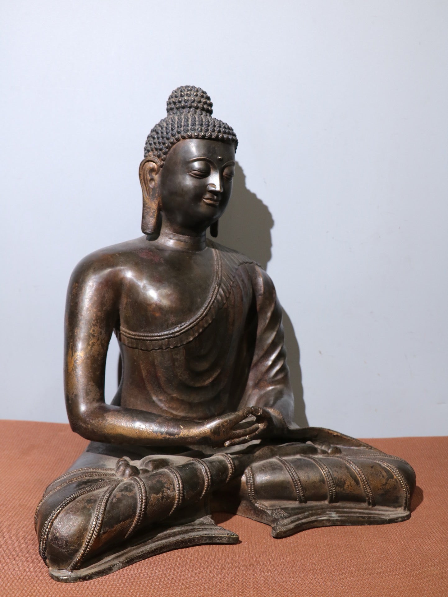 Chinese antique pure copper statue of Shakyamuni Buddha