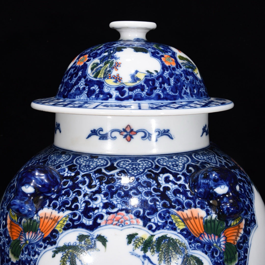 Blue and white window with eight immortal patterns beast head general jar