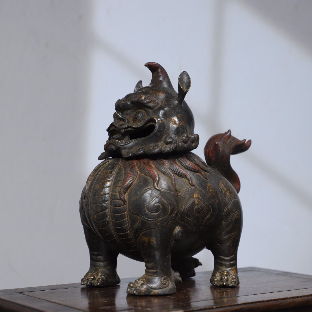 Chinese antique pure copper [auspicious beast] incense burner