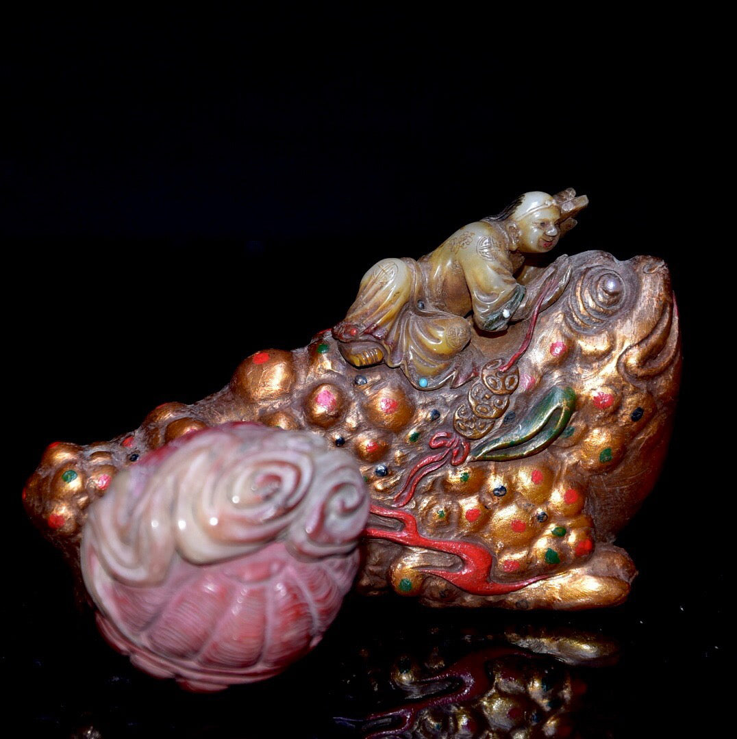 Shoushan Stone "Liu Hai Xi Jin Chan" Ornament