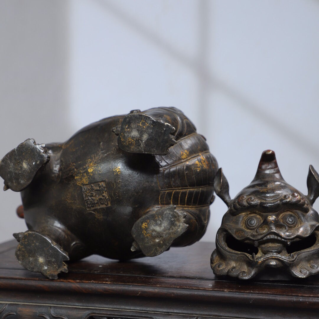Chinese antique pure copper [auspicious beast] incense burner