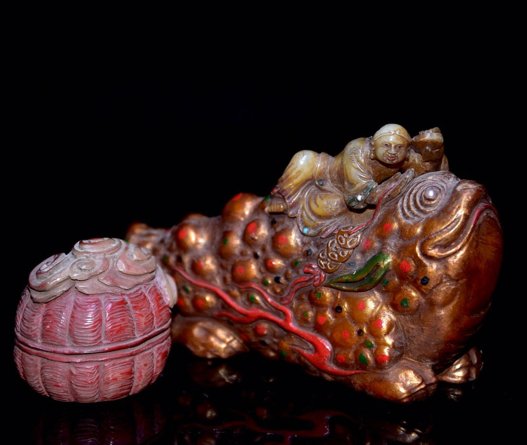 Shoushan Stone "Liu Hai Xi Jin Chan" Ornament