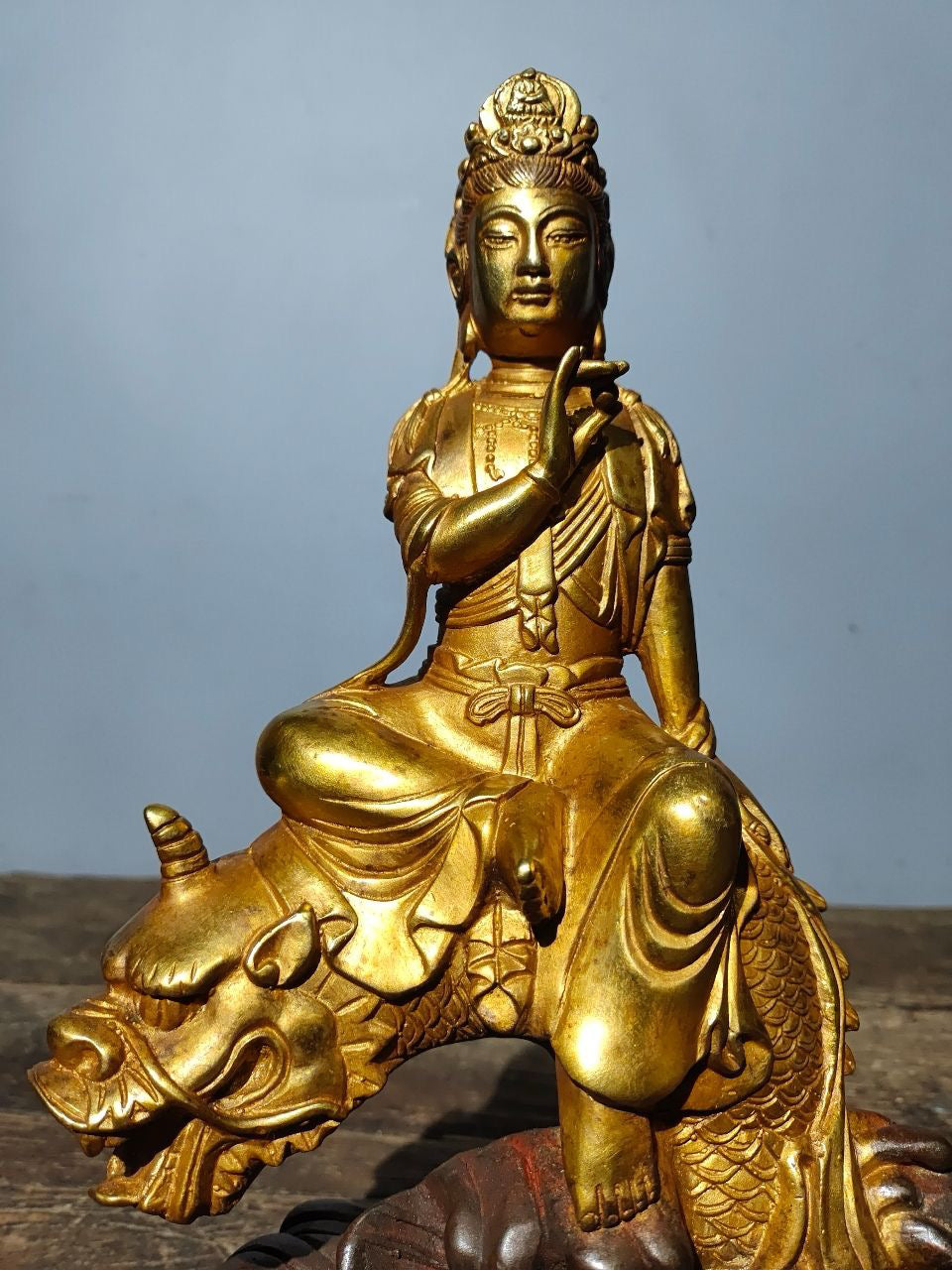 Chinese antique pure copper statue of Guanyin Bodhisattva