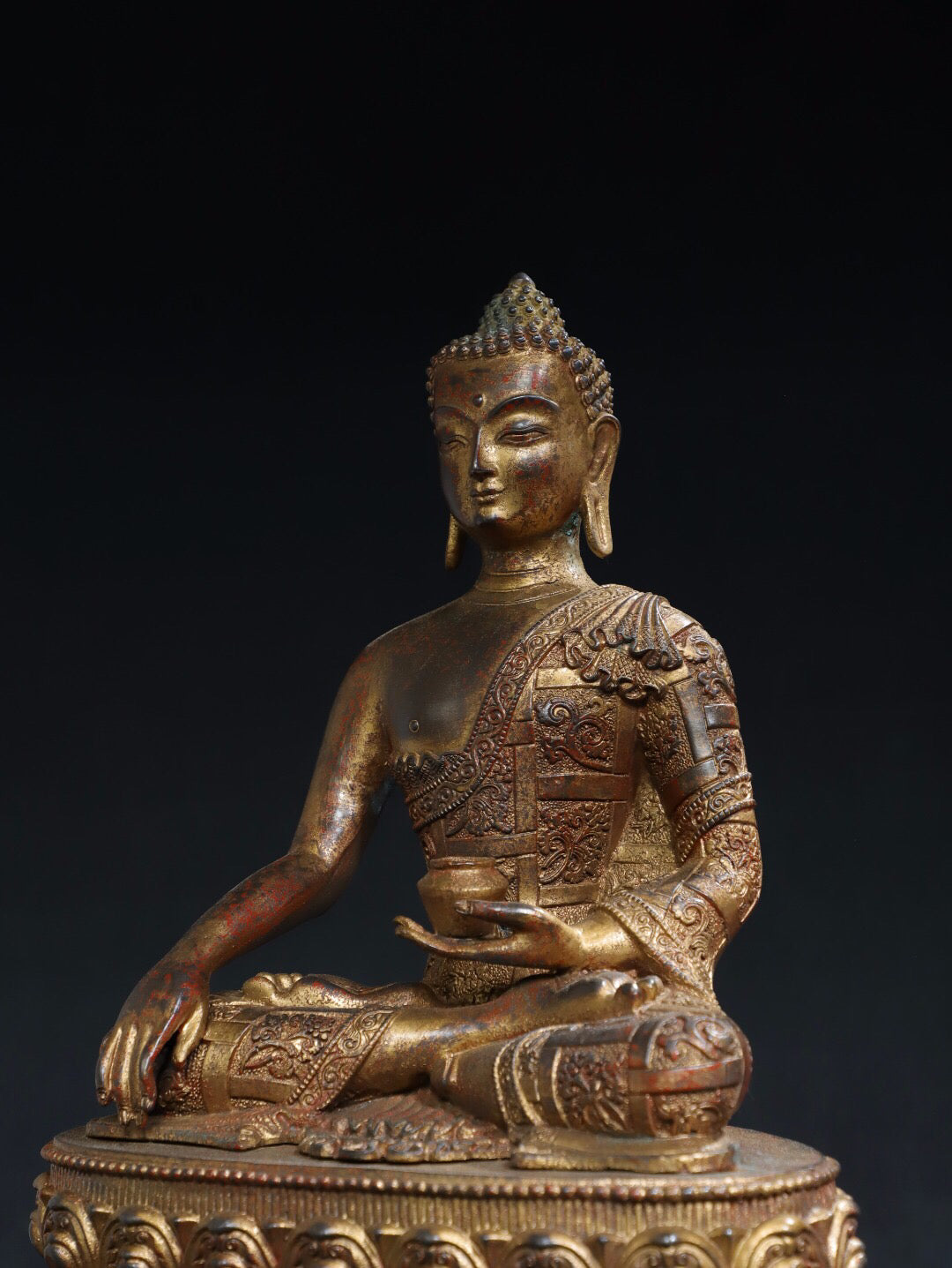 Chinese antique statue of Amitabha Buddha