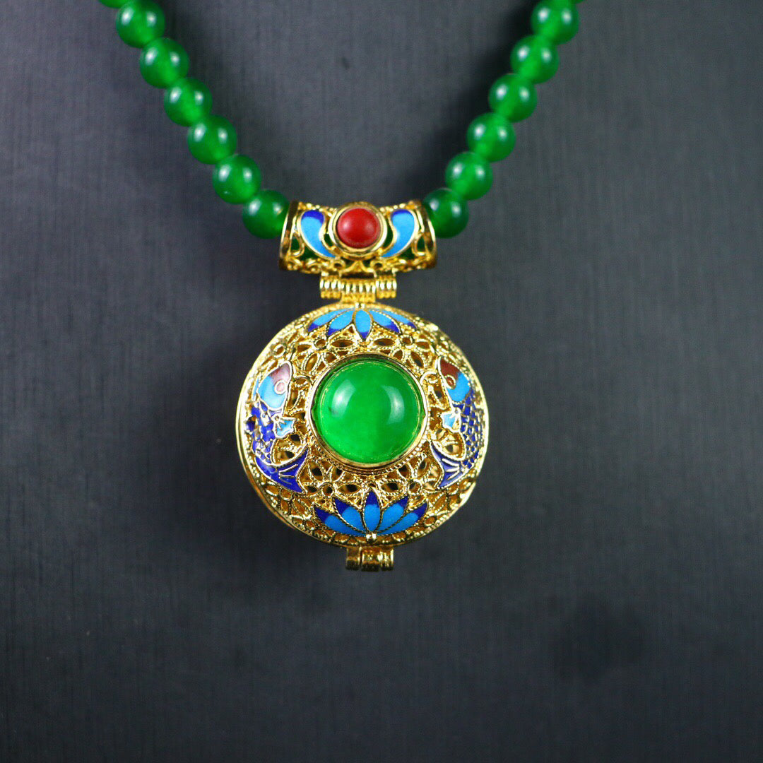 Chinese antique high ice pendant
