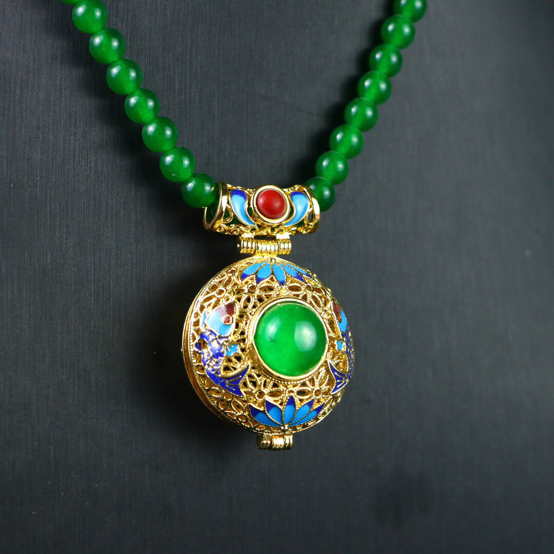 Chinese antique high ice pendant