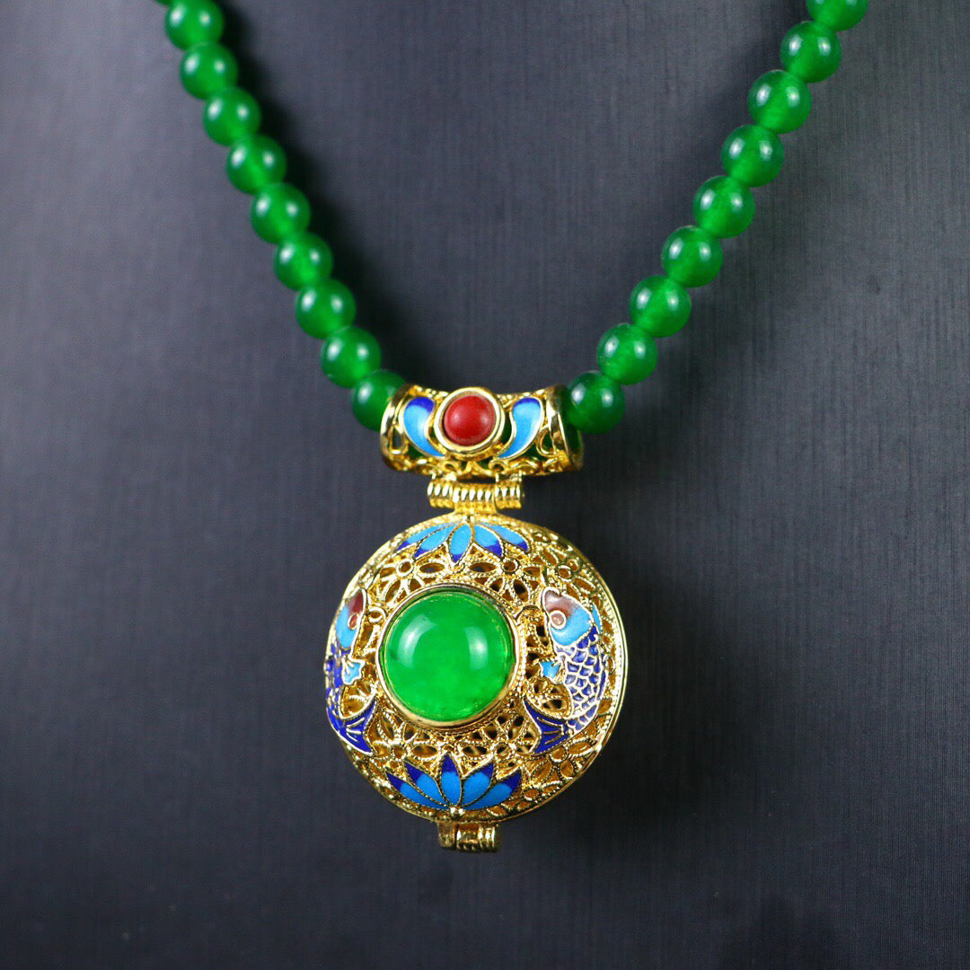 Chinese antique high ice pendant