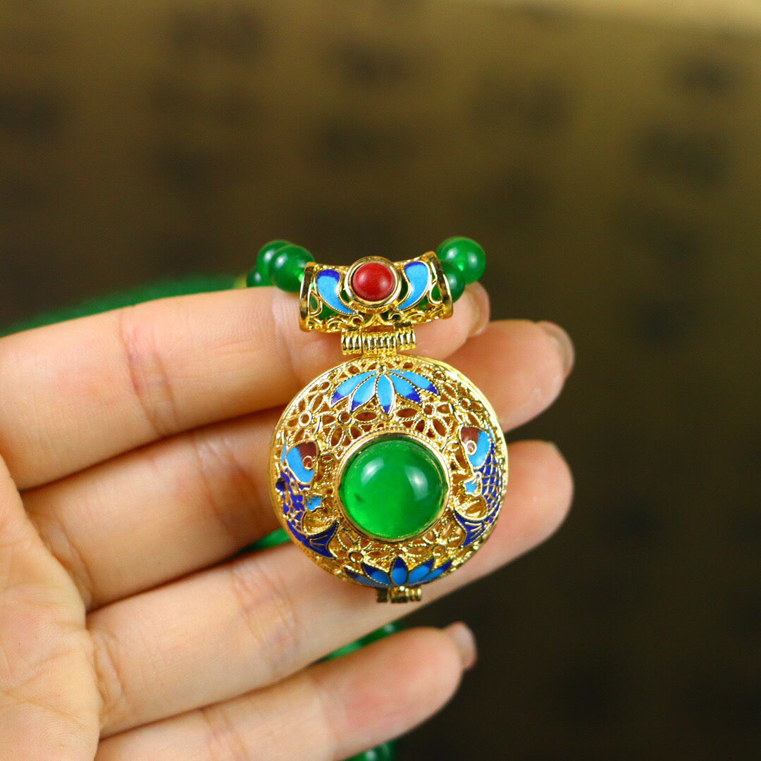 Chinese antique high ice pendant