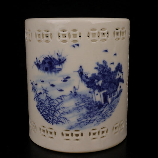Blue and white Jiangnan water town pattern hollow pen holder
