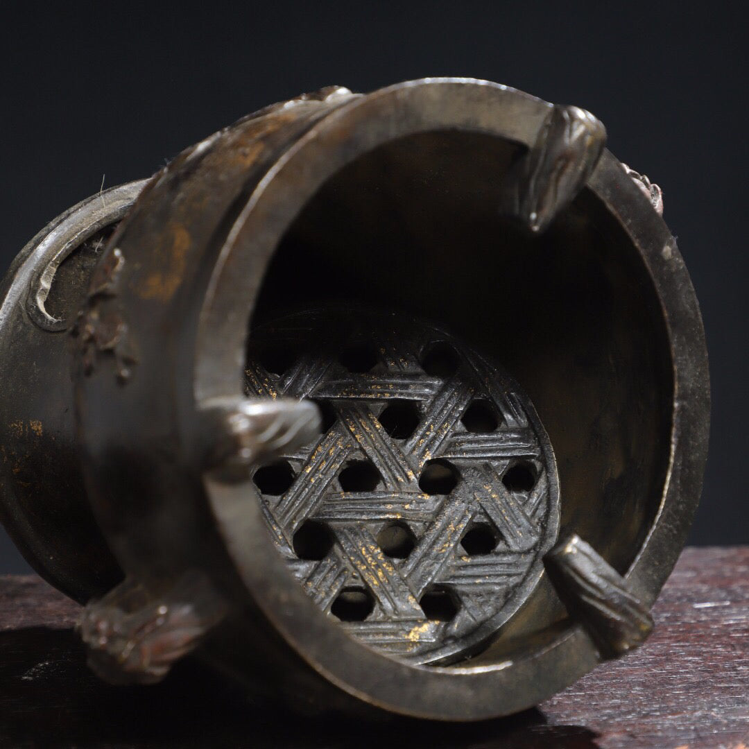 Chinese Antique [Joyful Eyebrow] Charcoal Stove