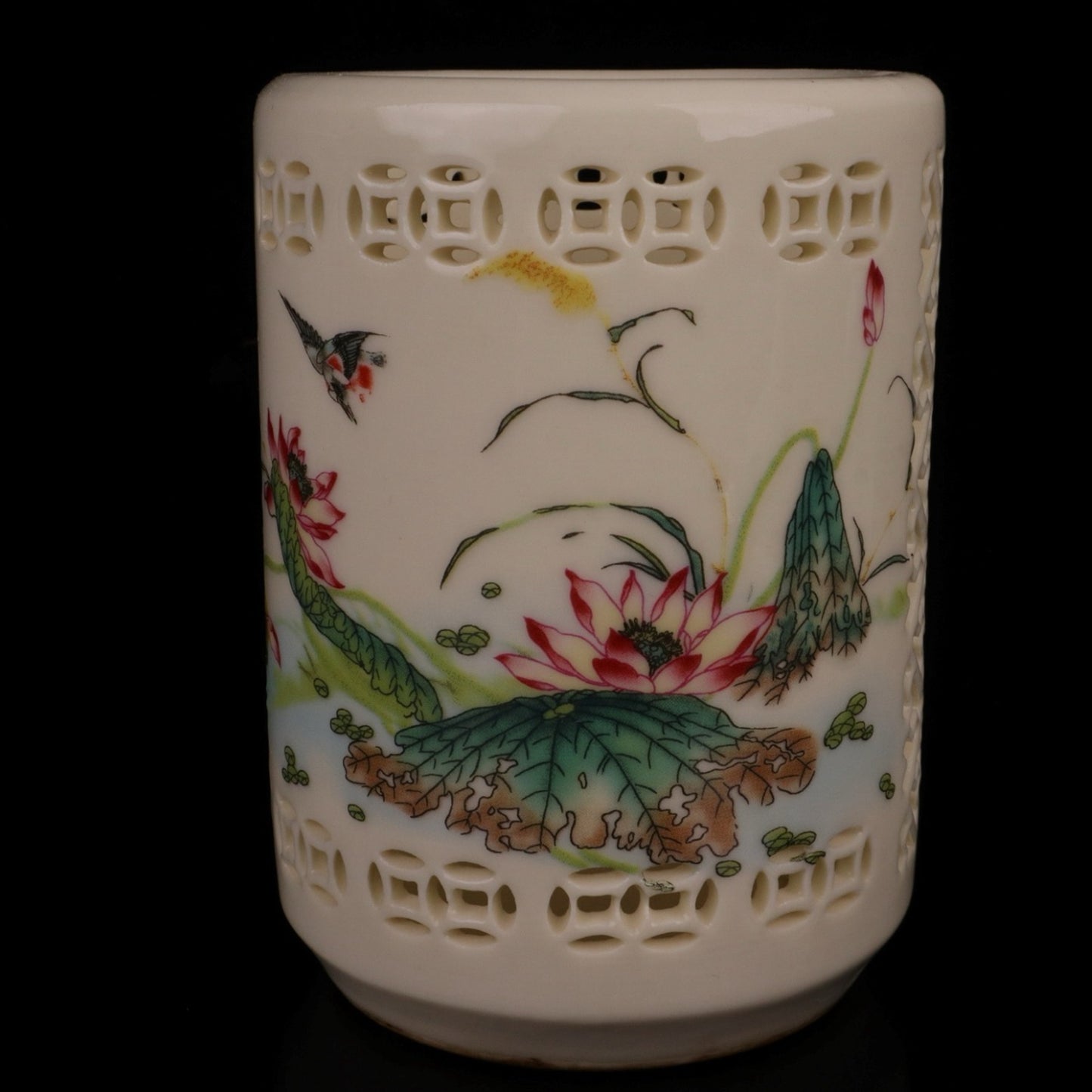 Pink lotus flower and bird pattern hollow pen holder