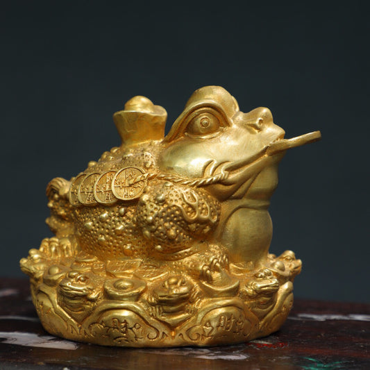 Chinese antique golden toad ornaments