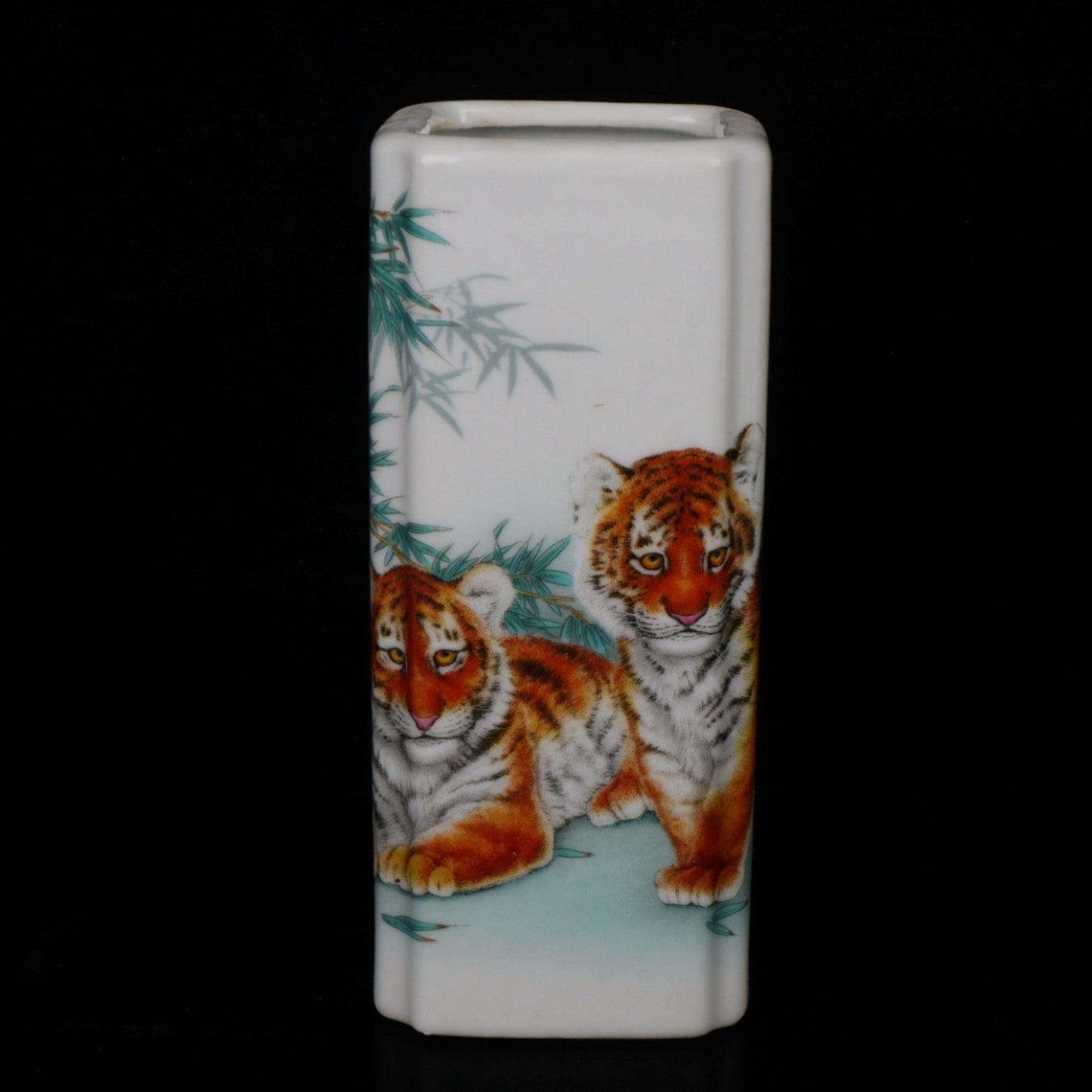 Pink Double Tiger Offering Auspicious Pattern Square Pen Holder