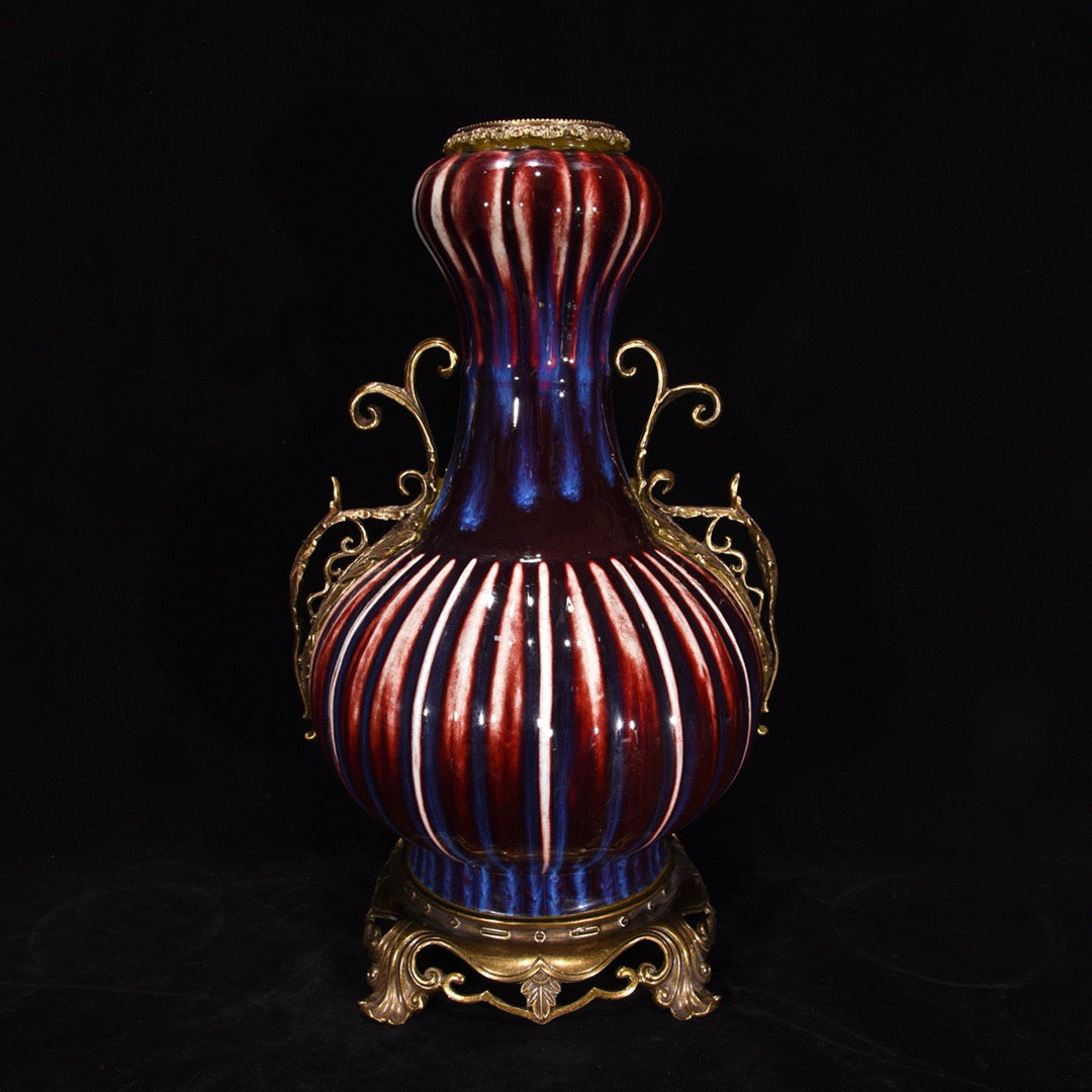 Cucumber Ridge Wrapped Copper Reflux Garlic Bottle