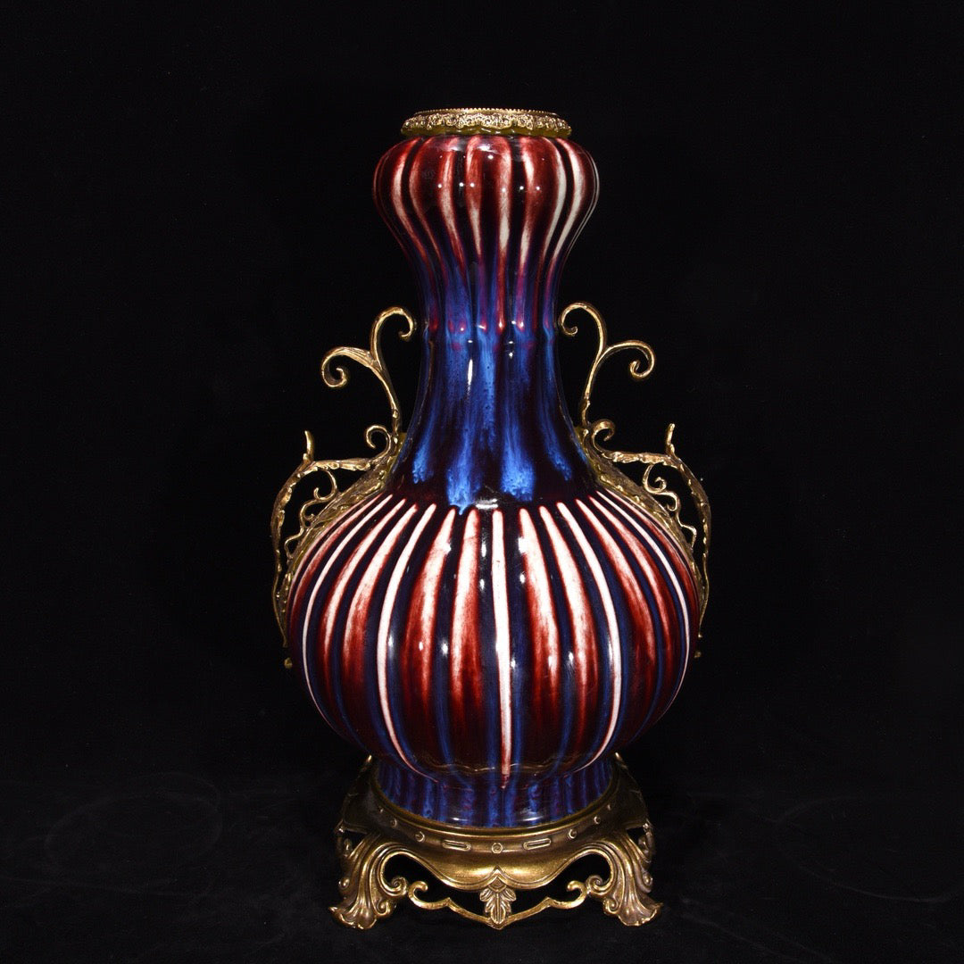 Cucumber Ridge Wrapped Copper Reflux Garlic Bottle