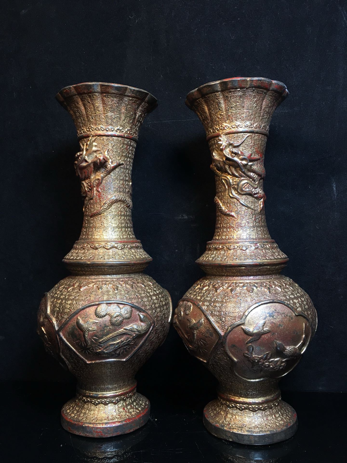 Chinese antique pure copper dragon vase