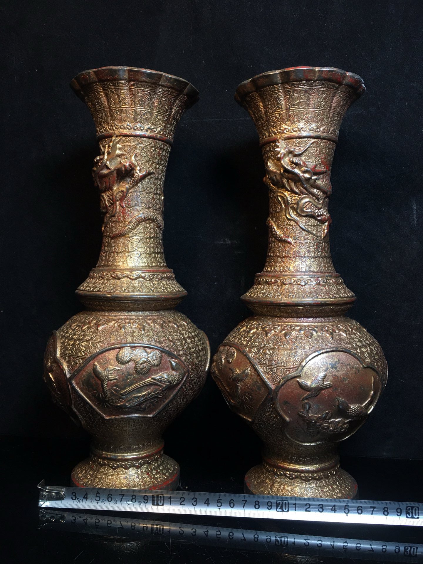 Chinese antique pure copper dragon vase