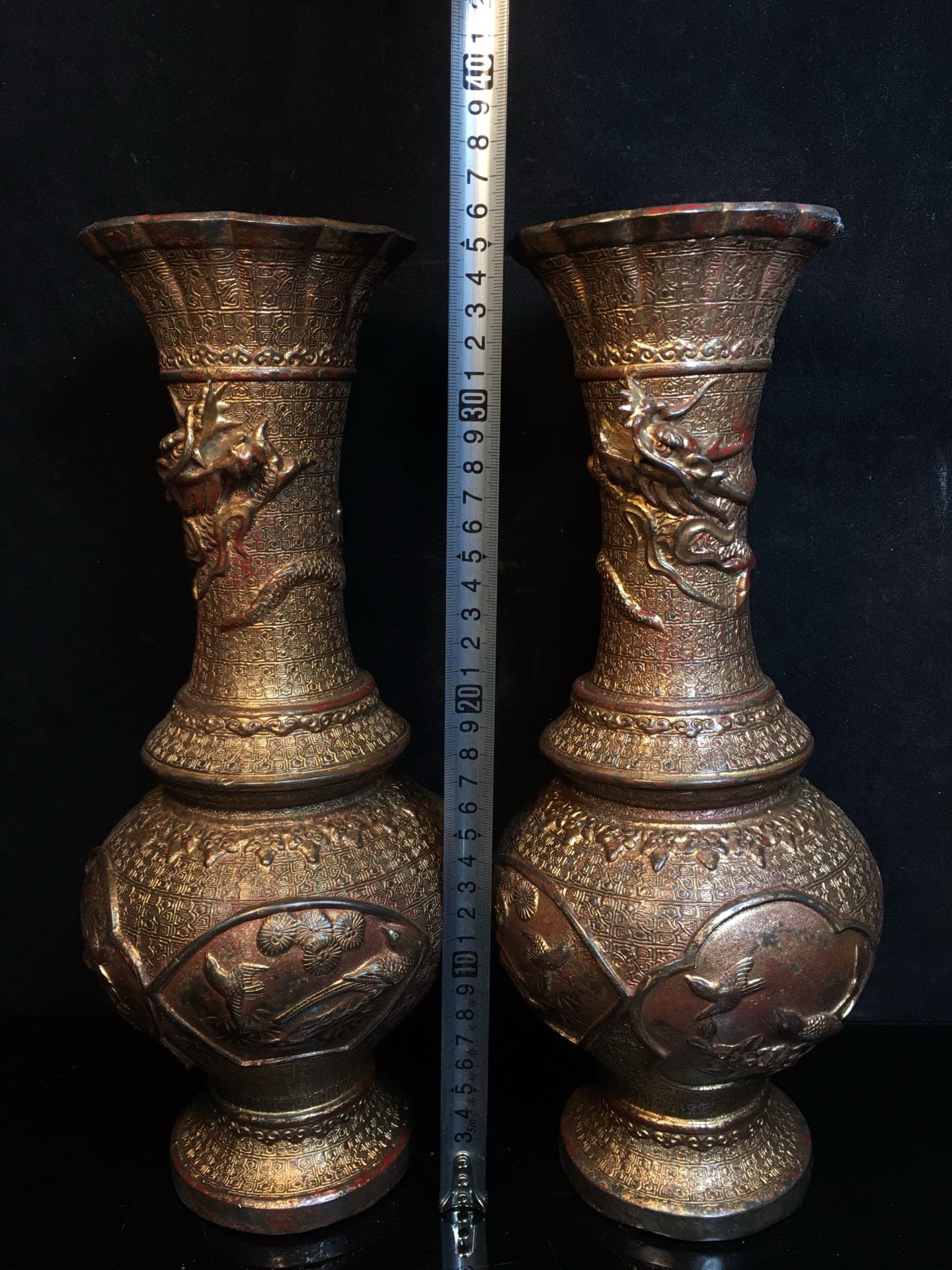 Chinese antique pure copper dragon vase
