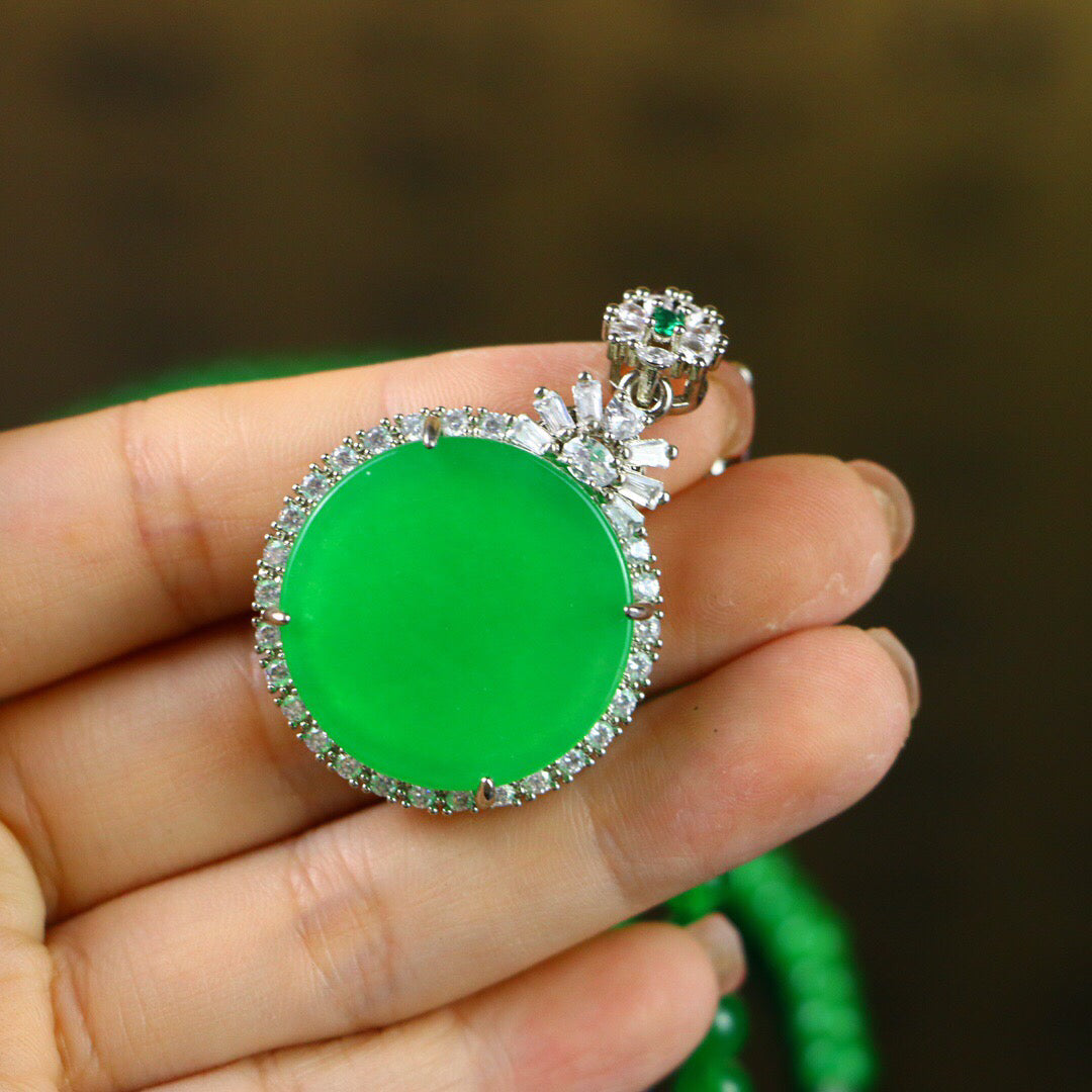 Chinese antique high ice pendant