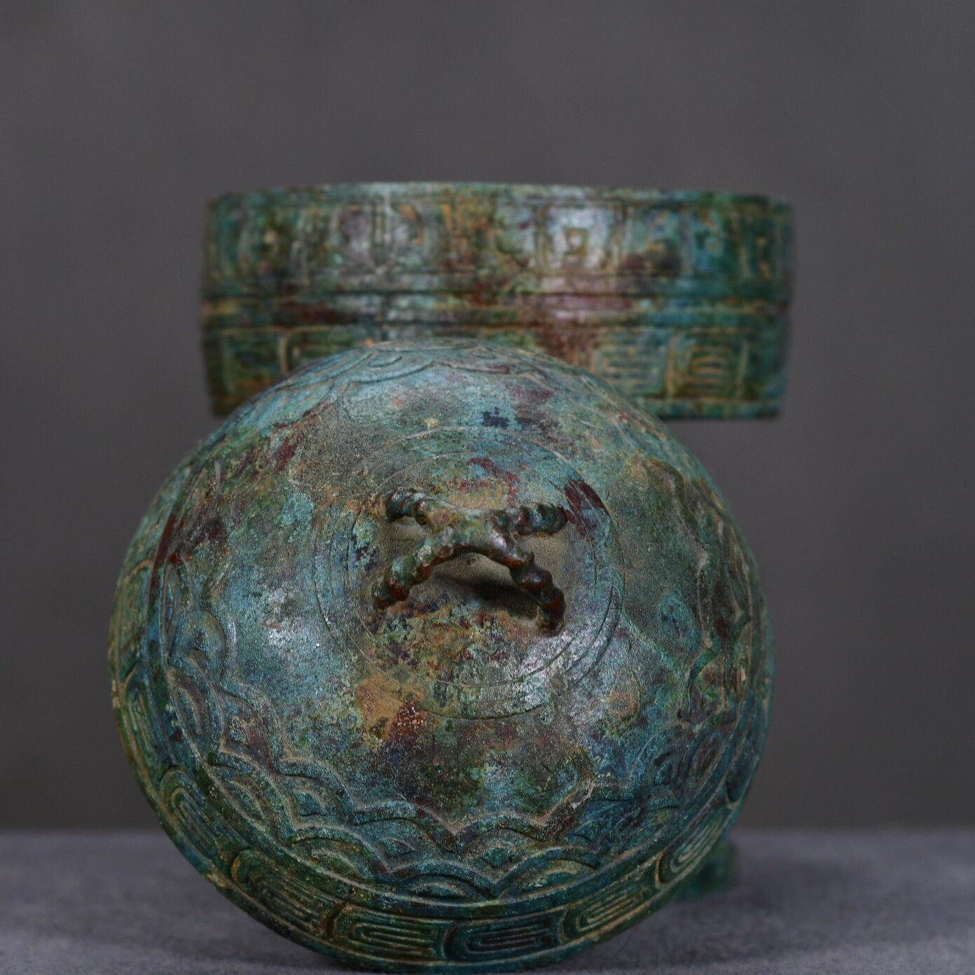 Chinese Antique Bronze Gaze