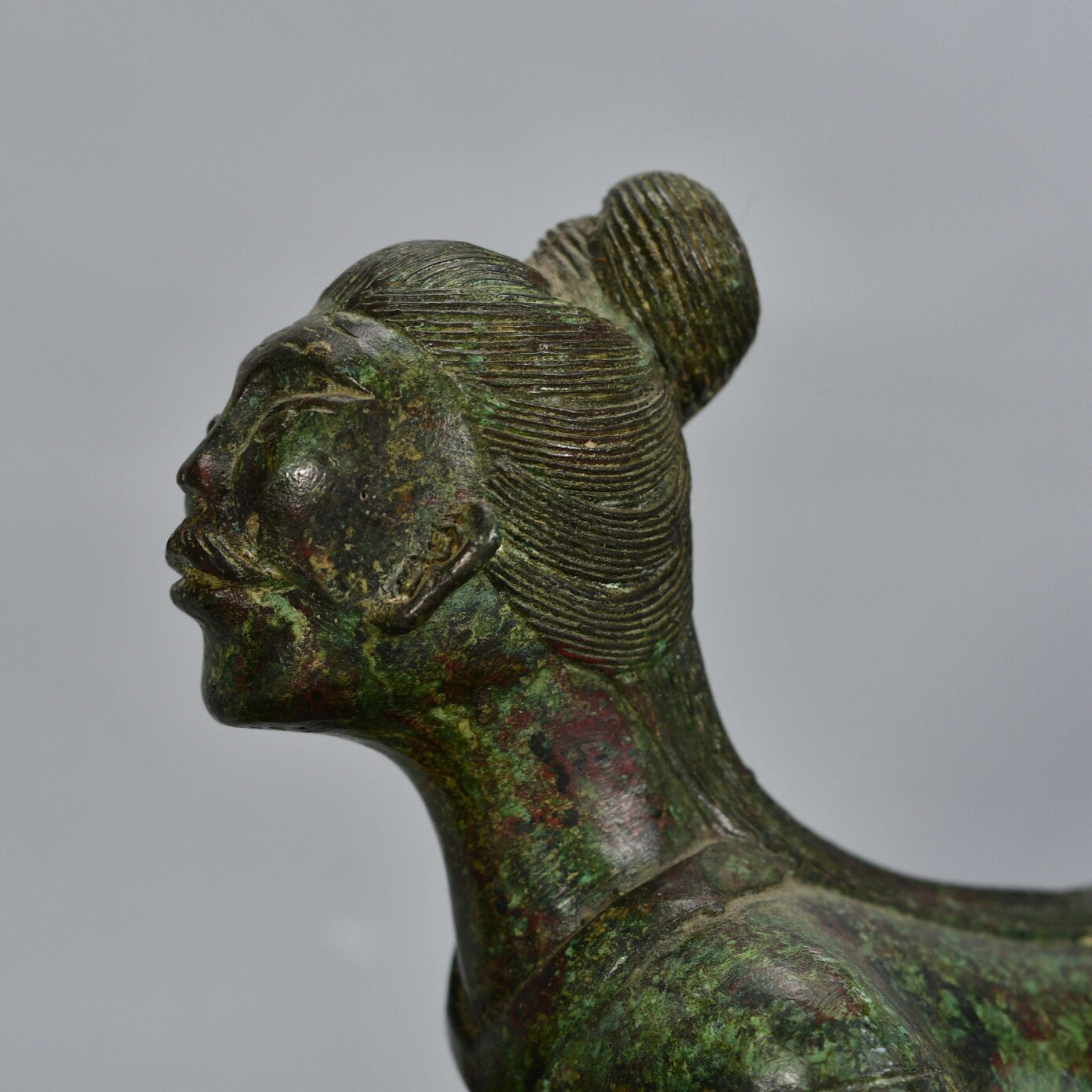 Chinese antique bronze maid