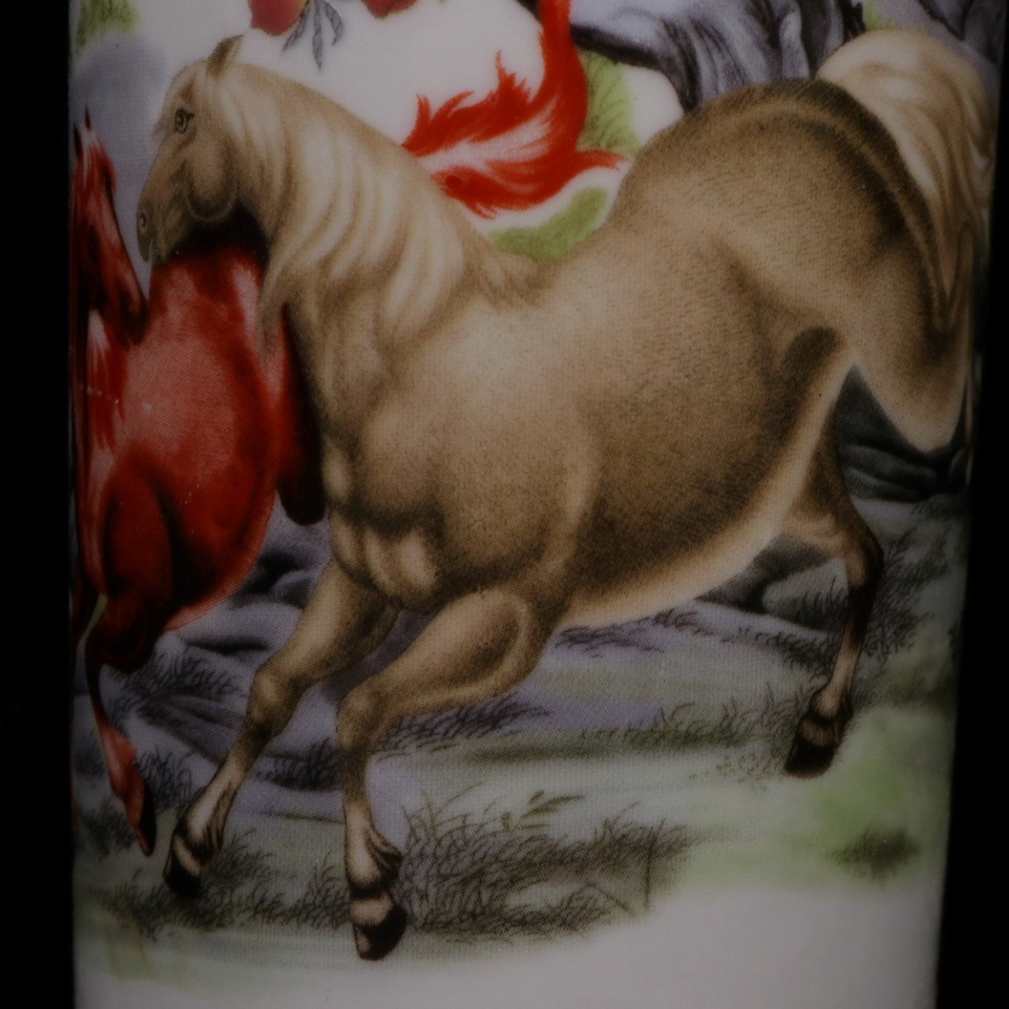 Pink Horse to Success Pattern Round Pen Holder