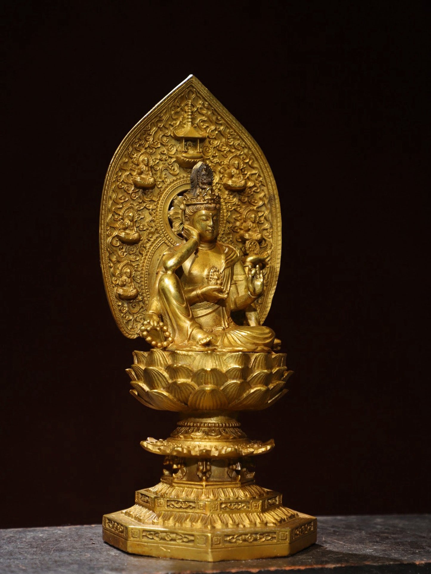 Bronze gilded statue of Guanyin with six arms, Buddha statue