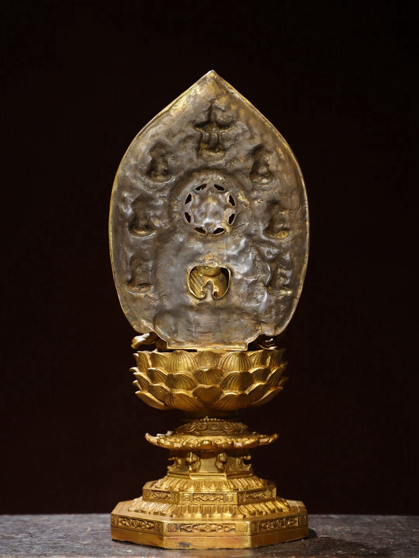 Bronze gilded statue of Guanyin with six arms, Buddha statue