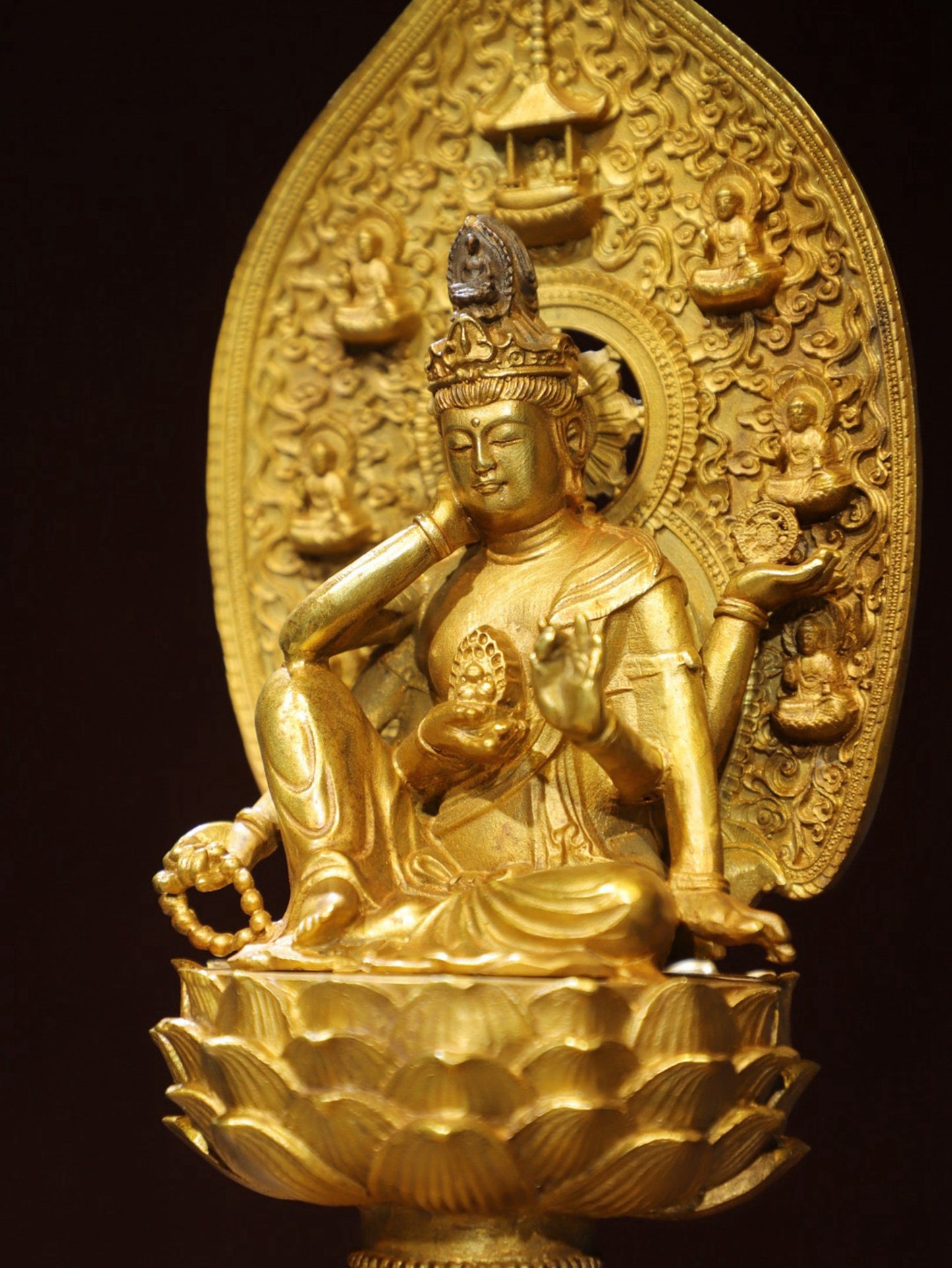 Bronze gilded statue of Guanyin with six arms, Buddha statue