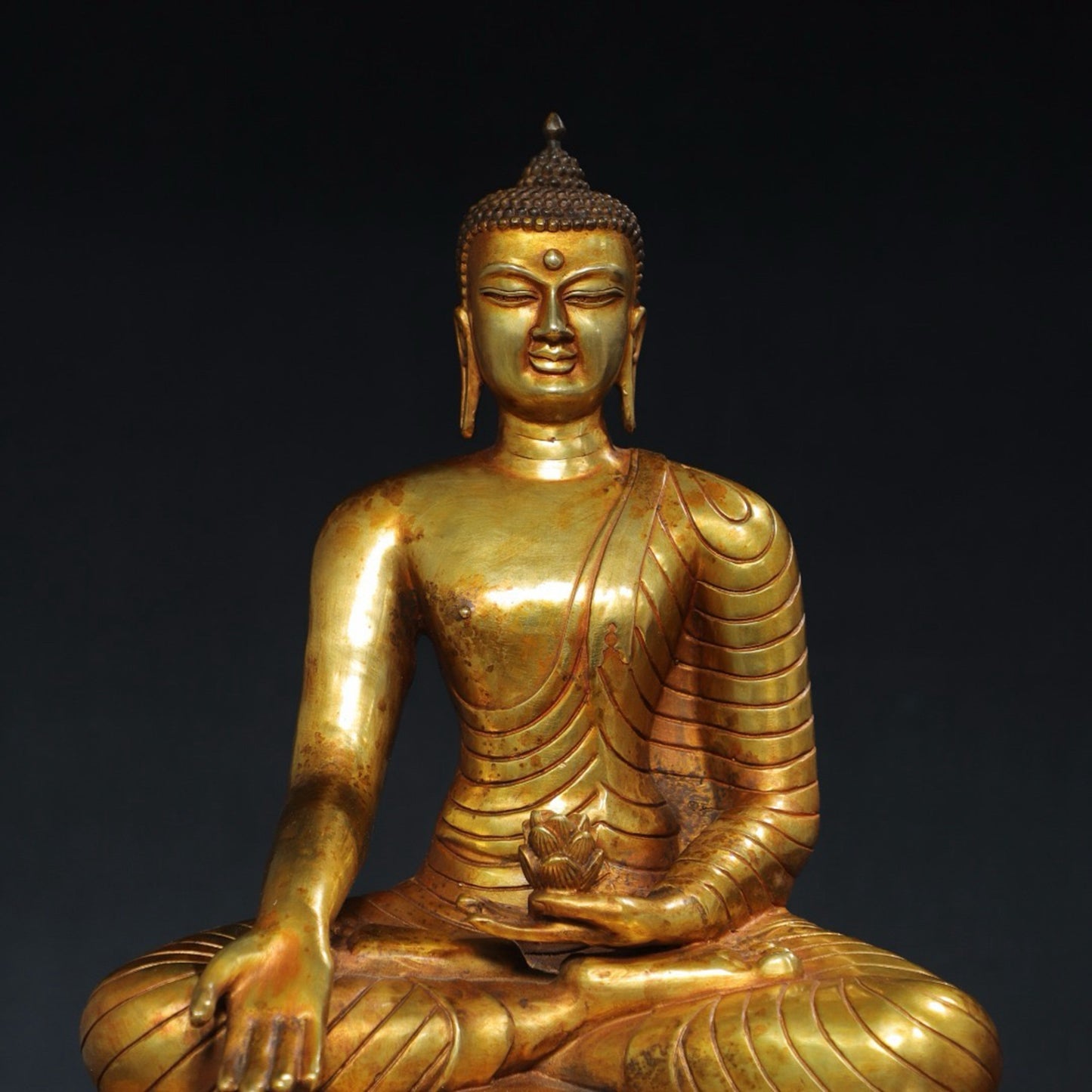 Bronze gilded Buddha statue of the Great Sun Tathagata