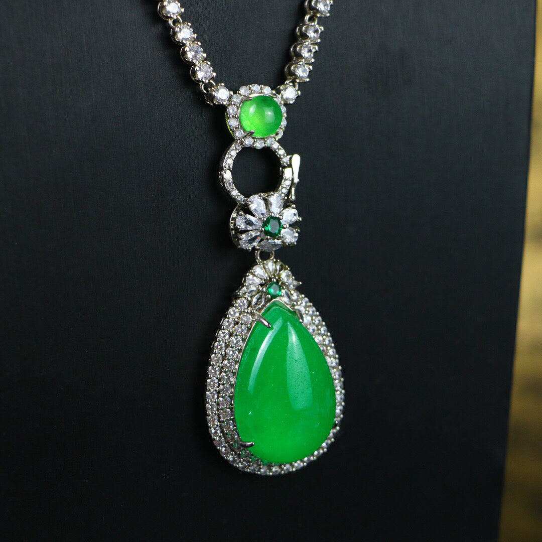 Chinese antique high ice pendant