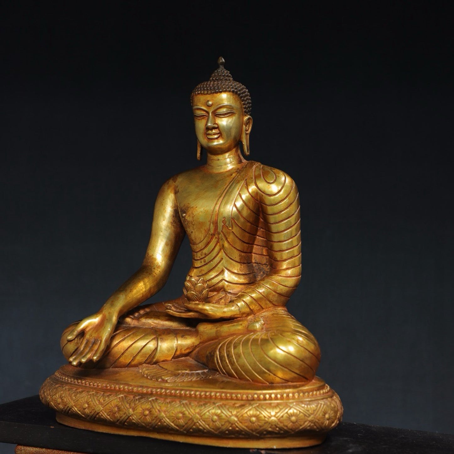 Bronze gilded Buddha statue of the Great Sun Tathagata