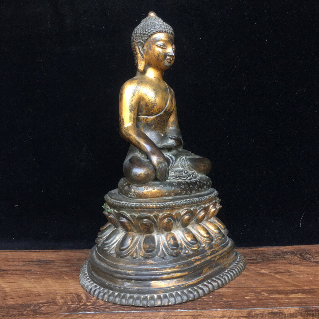 Chinese antique pure copper Buddha statue