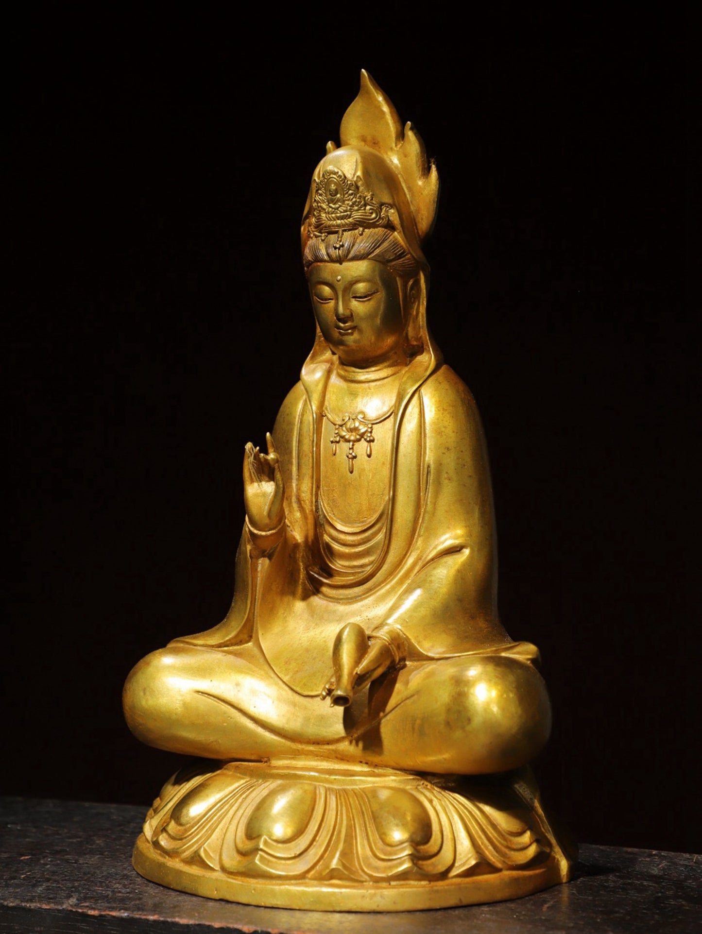 Copper gilded [Flame Guanyin] Buddha statue
