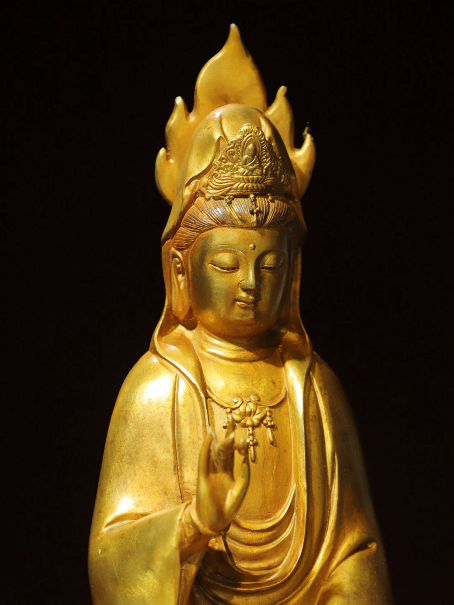 Copper gilded [Flame Guanyin] Buddha statue