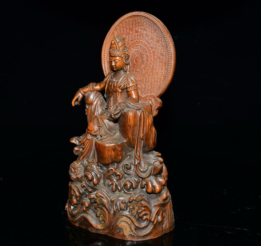 Small leaved boxwood free Guanyin ornament