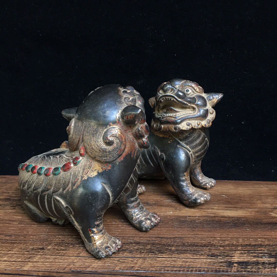 Chinese antique pure copper lion