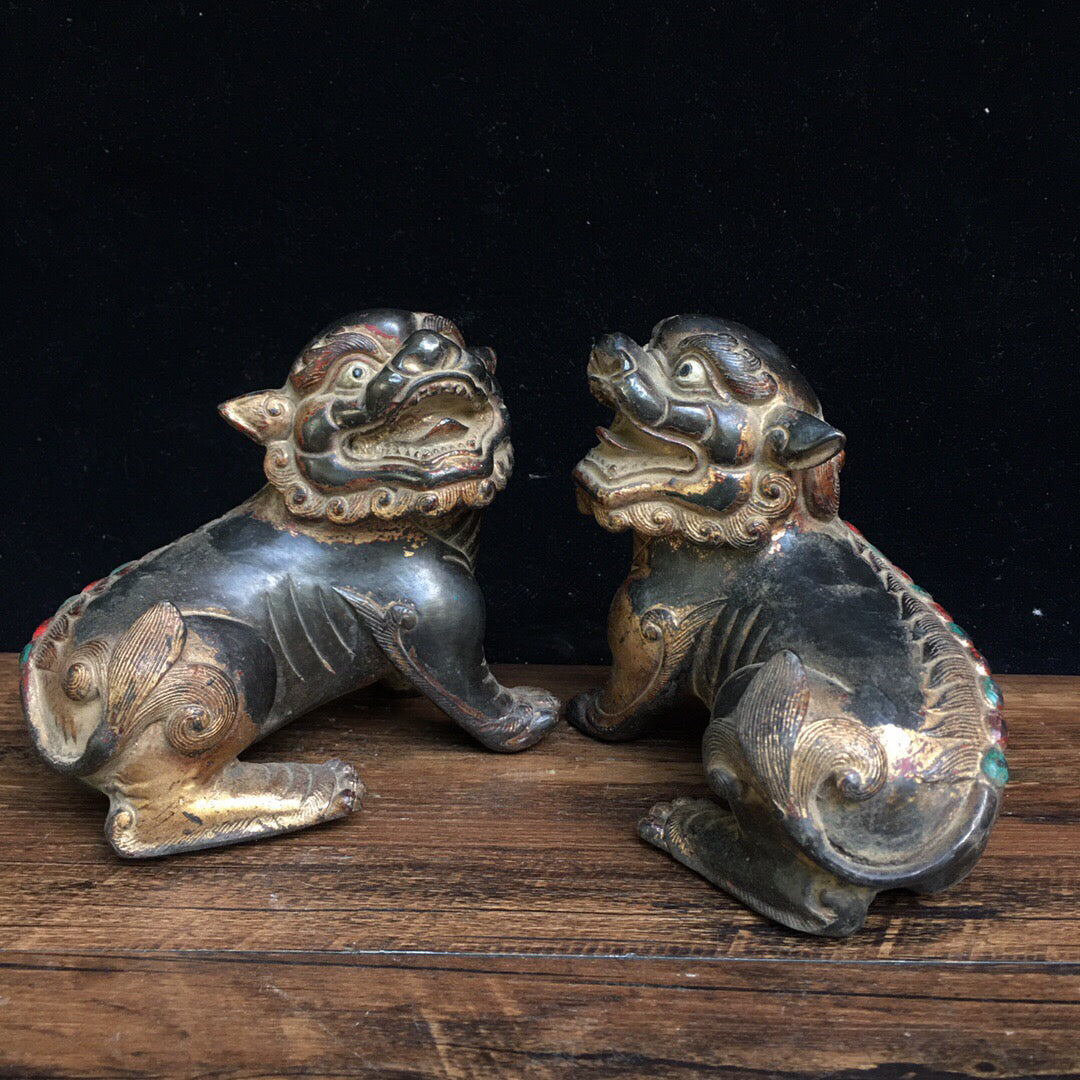 Chinese antique pure copper lion