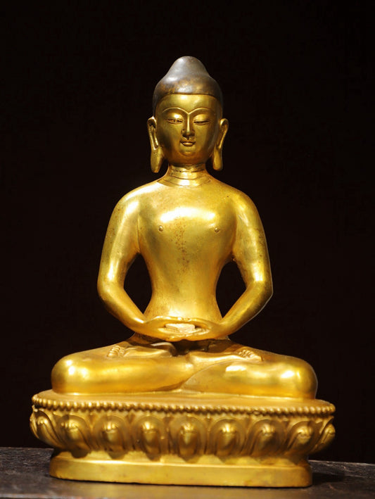 Bronze gilded Buddha statue of Shakyamuni